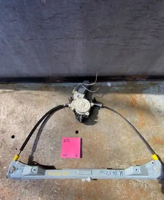 Renault Clio II Front door electric window regulator 0130822019