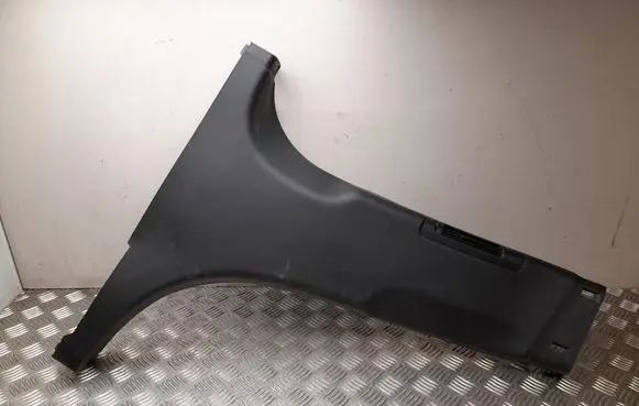 (B) pillar trim (bottom)