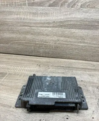 Renault Scenic I Engine control unit/module HOM7700875744 S115300218B