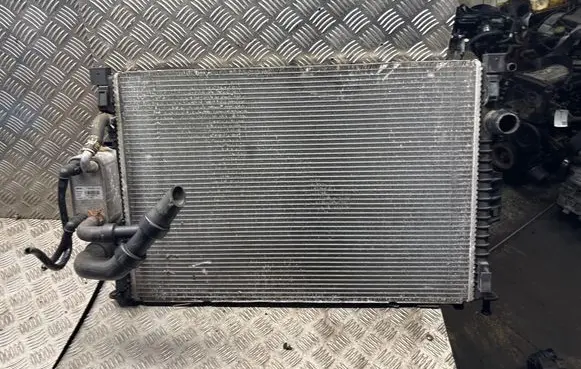 Volvo V70 Coolant radiator