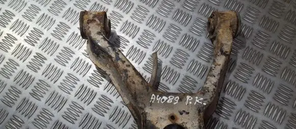 Mitsubishi Pajero Front lower control arm/wishbone