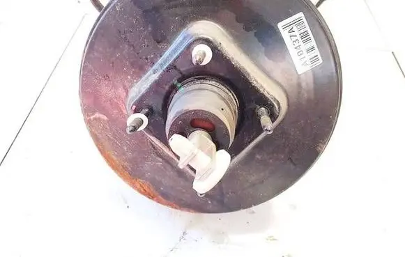 Volvo V50 Brake booster 6n512b195cd
