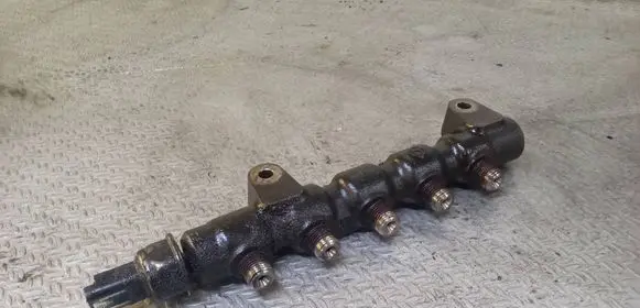 Citroen C5 Fuel main line pipe 9654592680