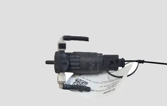 Volkswagen Golf VI Windscreen/windshield washer pump 1K6955651
