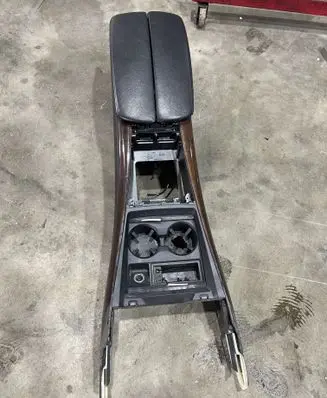 BMW X5 E70 Armrest T0027518