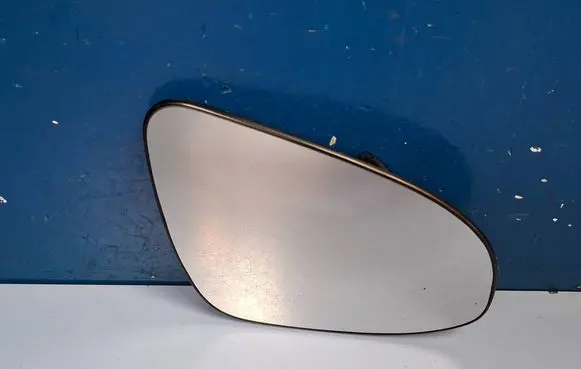 Toyota Yaris Wing mirror glass 6401301 879100D580