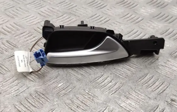 Mercedes-Benz GLE (W166 - C292) Rear door interior handle trim A1667600661 A0009066900
