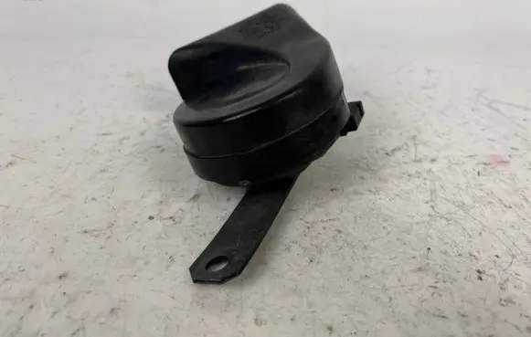 Toyota Mirai Horn signal 8651062010 8651063010