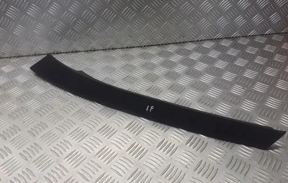 Renault Espace IV Front arch trim 8200101054