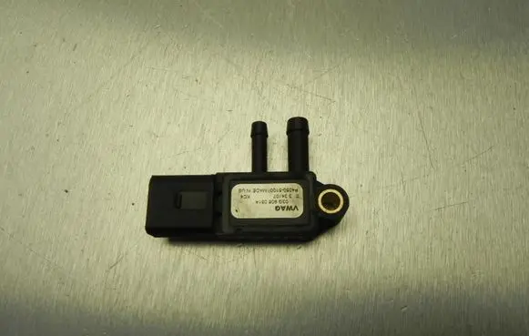 Audi A3 S3 8P Air pressure sensor 03G906051A VD9482
