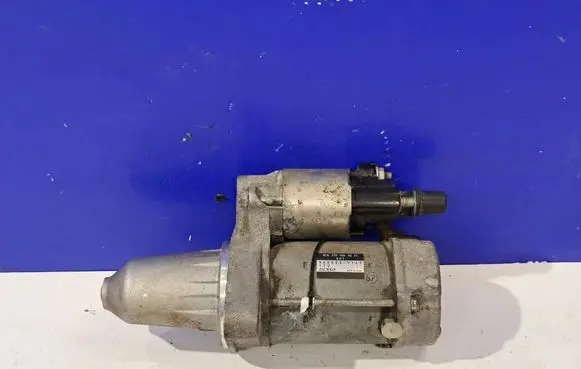 Mercedes-Benz A W176 Starter motor A2709060026