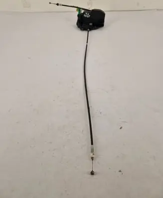 Nissan Pathfinder R51 Front door lock 4006E