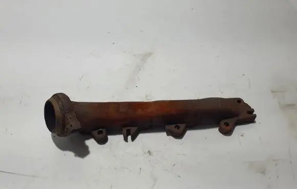 Dodge Durango Exhaust manifold 68021512AF