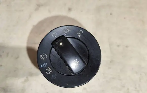 Audi A4 S4 B6 8E 8H Light switch 8e941531