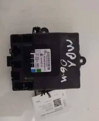 Mercedes-Benz A W169 Door control unit/module A1698206826 05072312