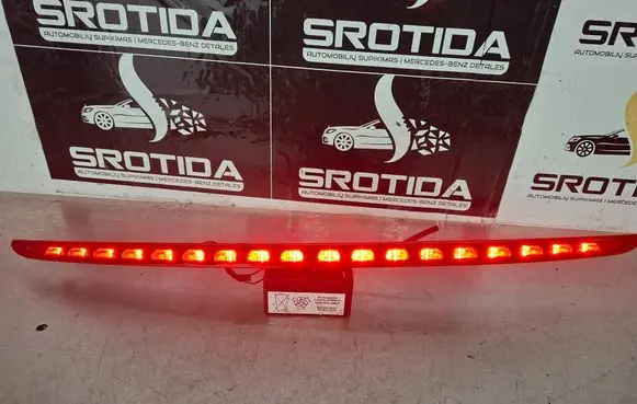 Mercedes-Benz C W204 Tailgate rear/tail lights A2049062601