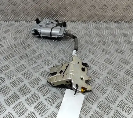 Audi A5 Tailgate/trunk/boot lock/catch/latch 4M0827506D 3V5827887B