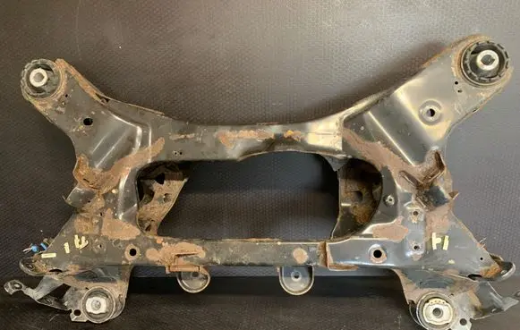 Jaguar XF X250 Rear axle beam 8w835K091AR