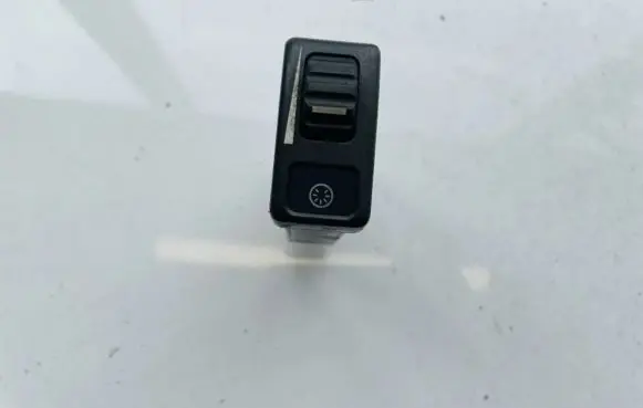 Volvo S70 V70 V70 XC Other switches/knobs/shifts 6849861 98w12b