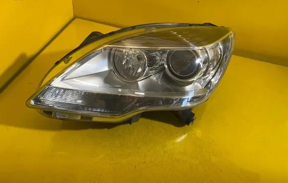 Mercedes-Benz R W251 Headlight/headlamp A2518206761