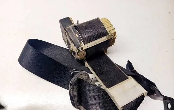 Opel Astra G Front seatbelt 