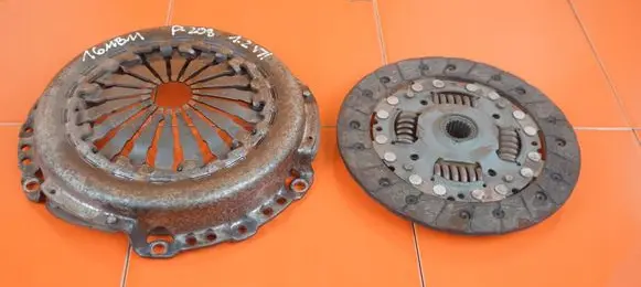 Peugeot 208 I Clutch set kit 16MB19