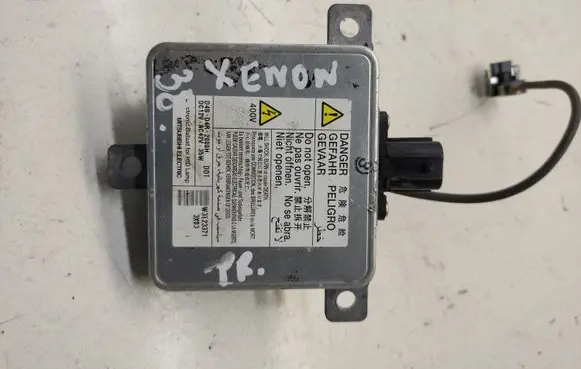 Mitsubishi Outlander Xenon control unit/module W3T23371