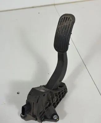 Toyota C-HR I Accelerator throttle pedal 78110F4021