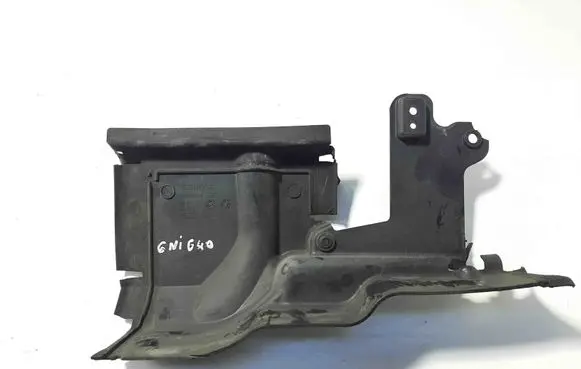 Volvo XC70 Intercooler air guide/duct channel 31323244