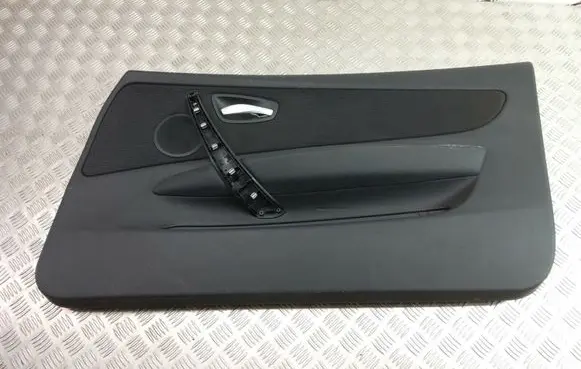 BMW 1 E81 E87 Front door card panel trim 7122654