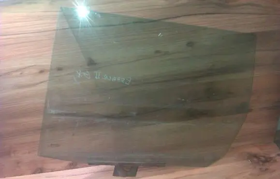 Renault Espace II Rear door window glass