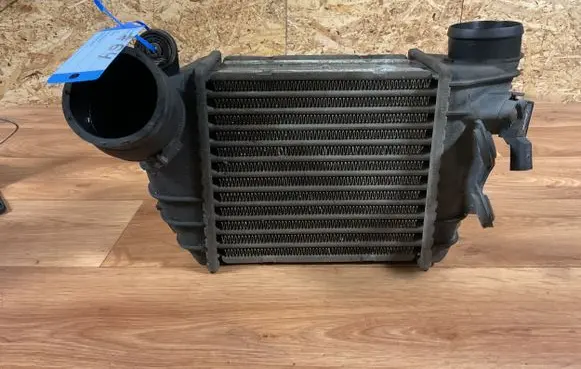 Audi TT Mk1 Intercooler radiator 8N0145803C IA1045 876918S