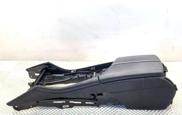 BMW 5 F10 F11 Armrest 9171570