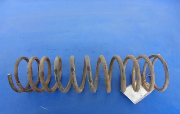 Volkswagen Golf I Rear coil spring