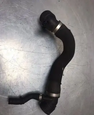 BMW 5 F10 F11 Engine coolant pipe/hose 7576334 7575620