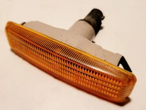 BMW 5 E39 Front fender indicator light