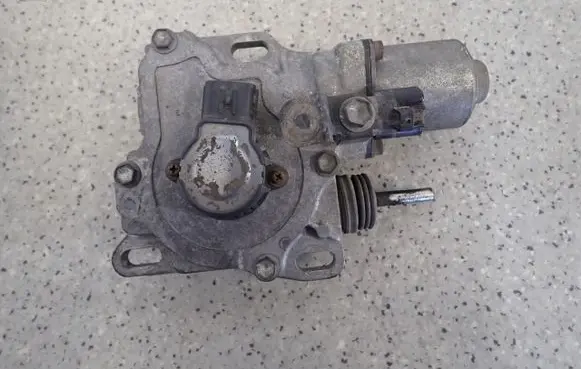 Suzuki Swift Cultus Clutch slave cylinder 