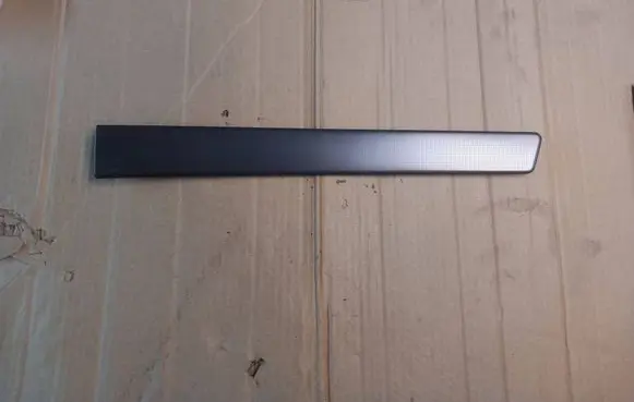 Audi A6 S6 C5 4B Front door trim bar 4B0867410