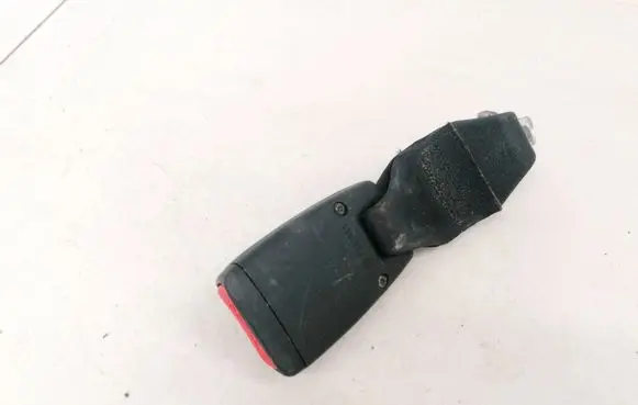 Nissan Altima Rear seatbelt buckle nsb1053