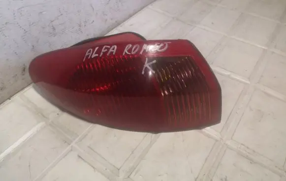 Alfa Romeo 147 Rear/tail lights 46556349