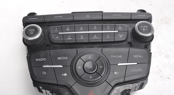 Ford Focus Head unit multimedia control F1ET-18K811-BD