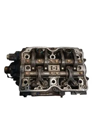 Subaru Legacy Engine head 