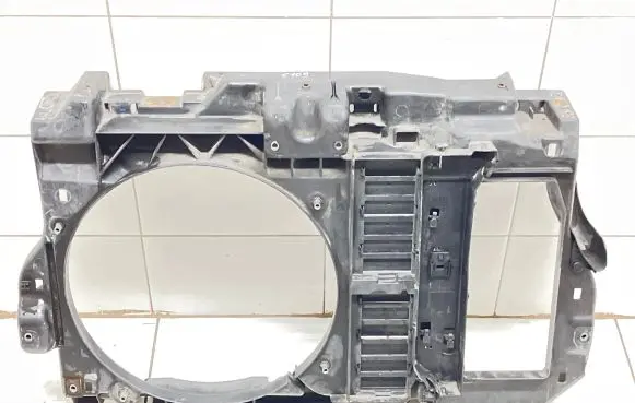 Citroen C5 Radiator support slam panel P9646474780 P9646474781