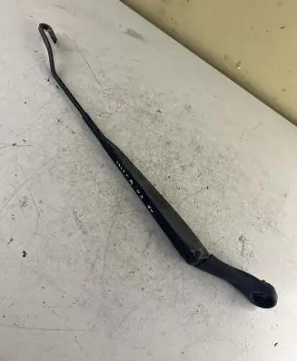 Nissan Micra Front wiper blade arm