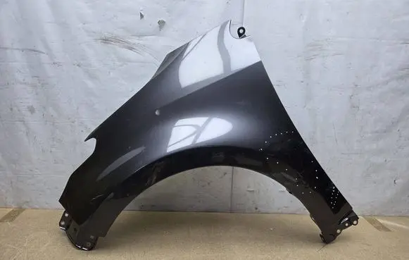 Toyota Yaris XP210 Fender 