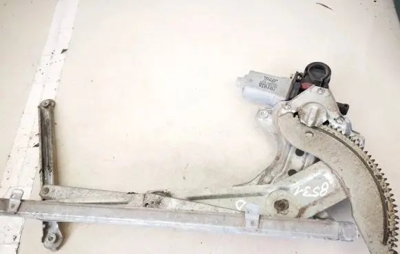 Toyota Avensis Verso Sliding door window regulator with motor