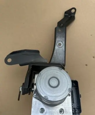 Subaru Legacy VII ABS Pump 27536AN00A