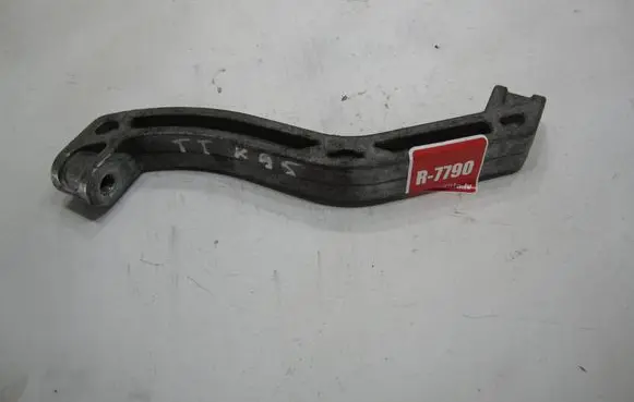 Audi TT TTS Mk2 Engine mounting bracket 1K0199359E
