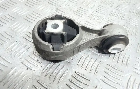 Nissan Qashqai Engine mount bracket 11350JD000