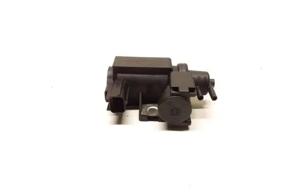 Vacuum valve